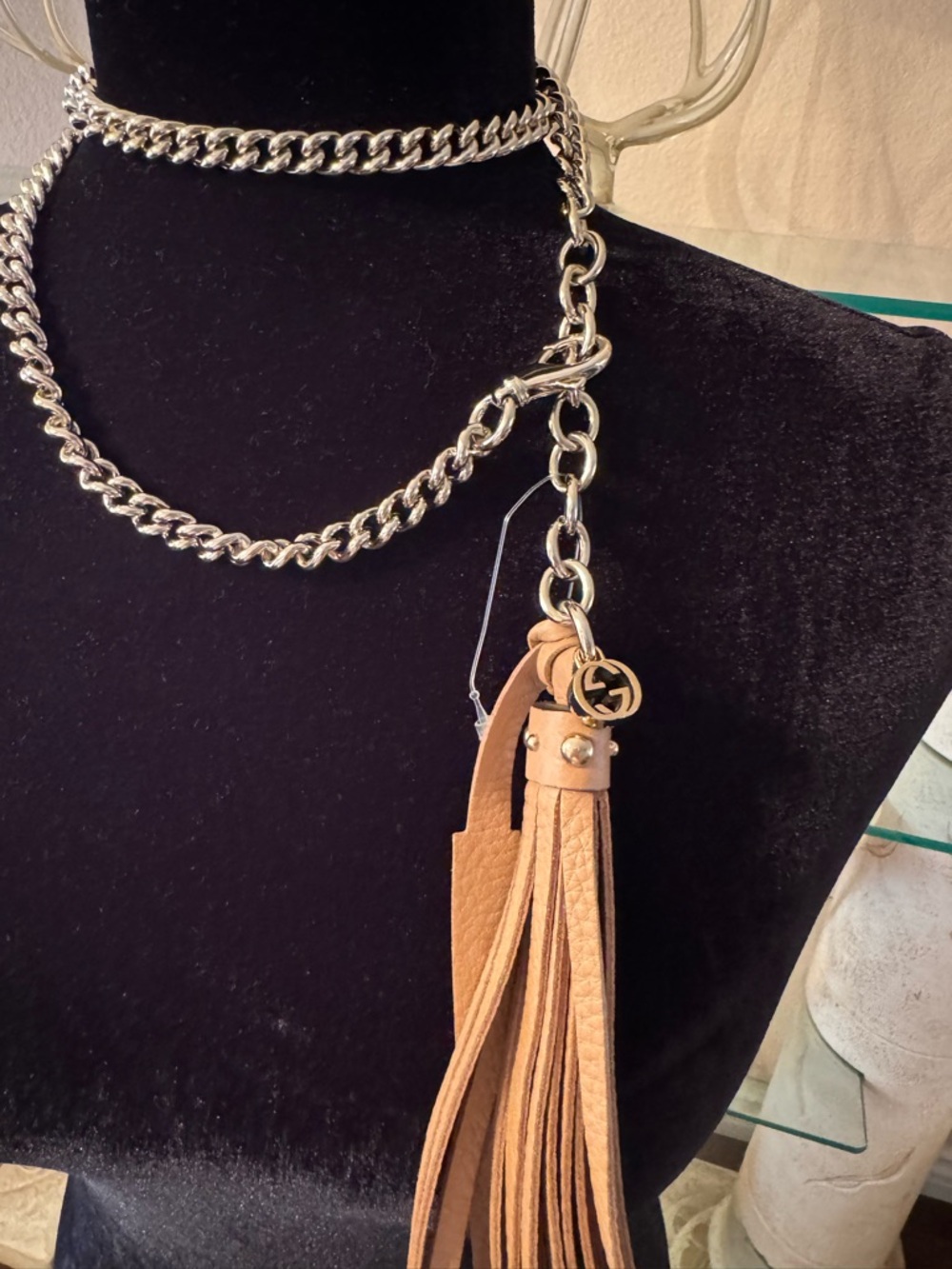 GUCCI CHAIN TASSEL GOLD / BEIGE LEATHER BELT NEW WITH TAGS - Picture 3 of 16